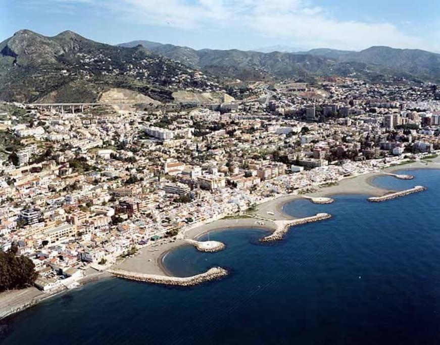 Casa de Férias Vivienda Unica A 10 Metros De La Playa Málaga