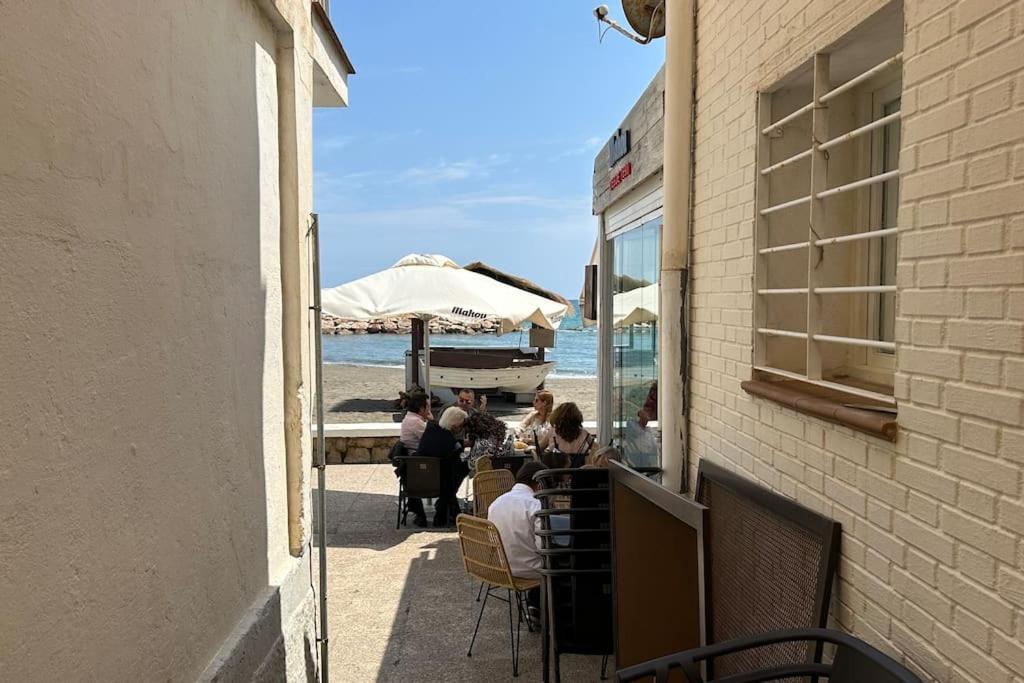 Vivienda Unica A 10 Metros De La Playa Vakantiehuis *